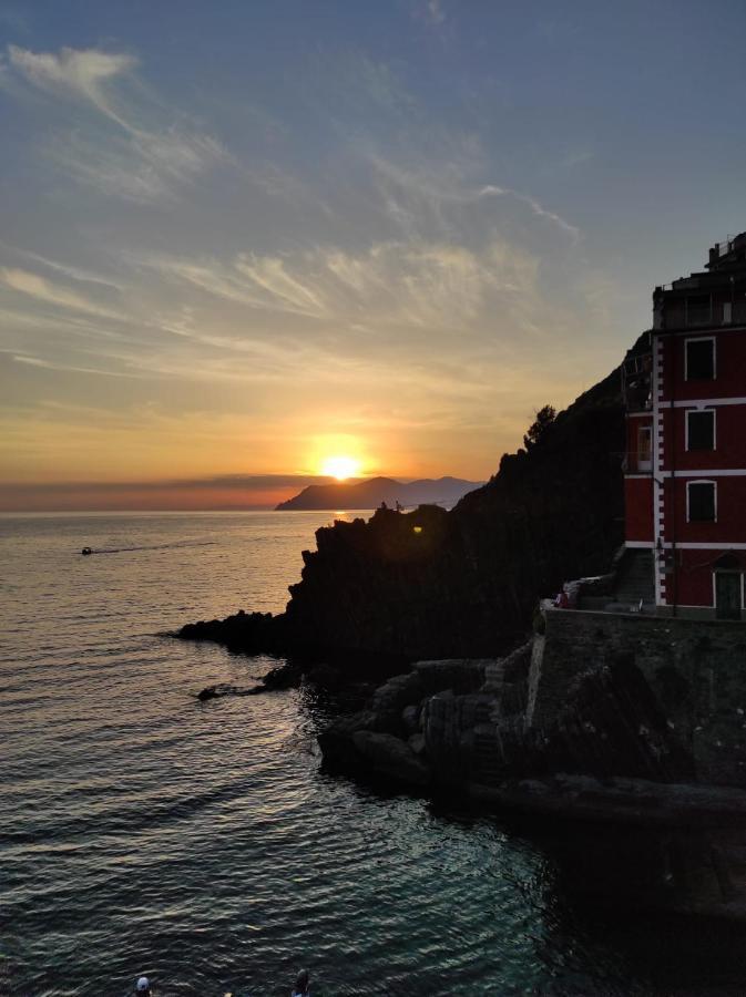 Ca'La Luna - In Centro Con Terrazza Riomaggiore Exterior photo