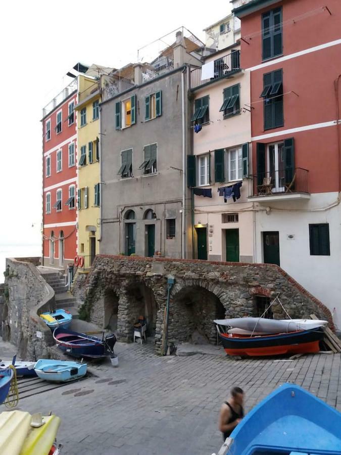 Ca'La Luna - In Centro Con Terrazza Riomaggiore Exterior photo